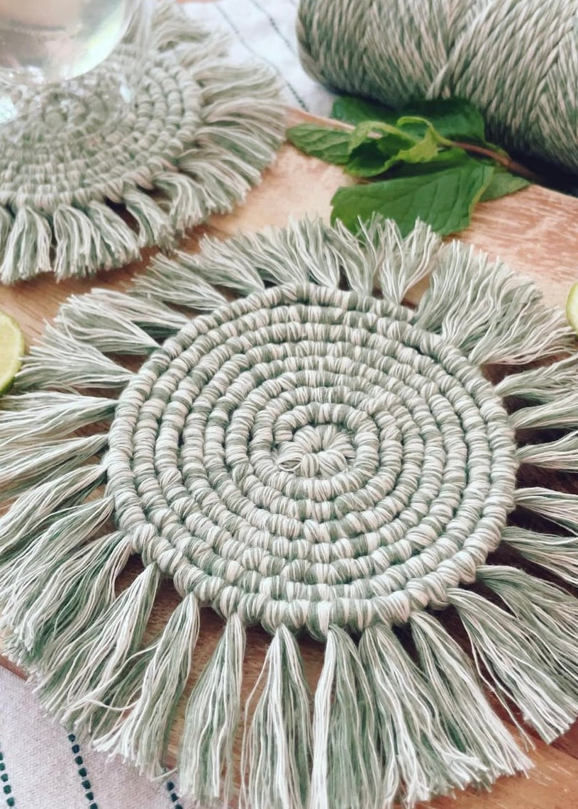 Round Coaster, Green/Natural Beige